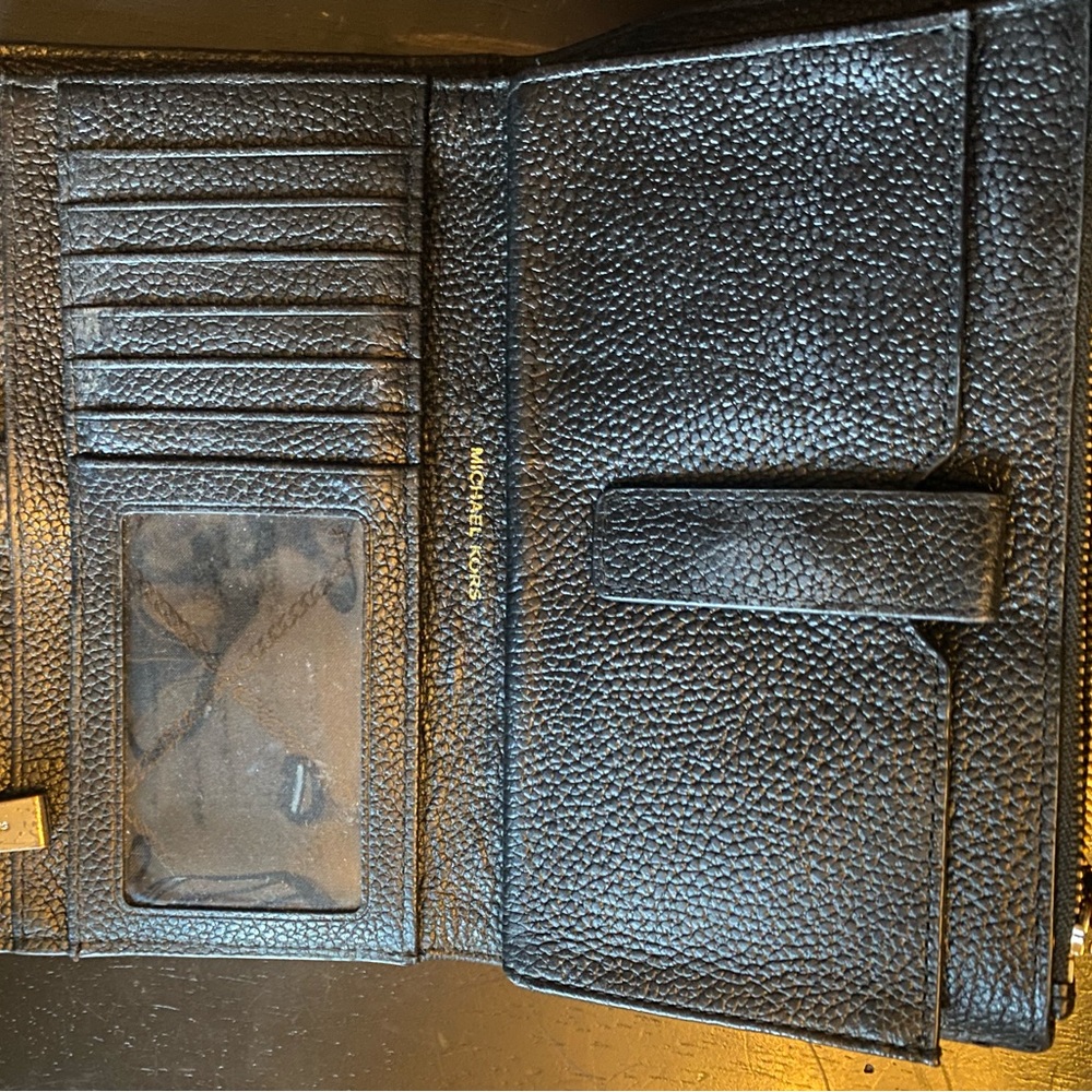 Michael Kors Jet Set wallet